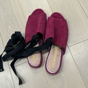 Sam Edelman size 8 Fuschia slip on flats w/ black lace up ankle straps